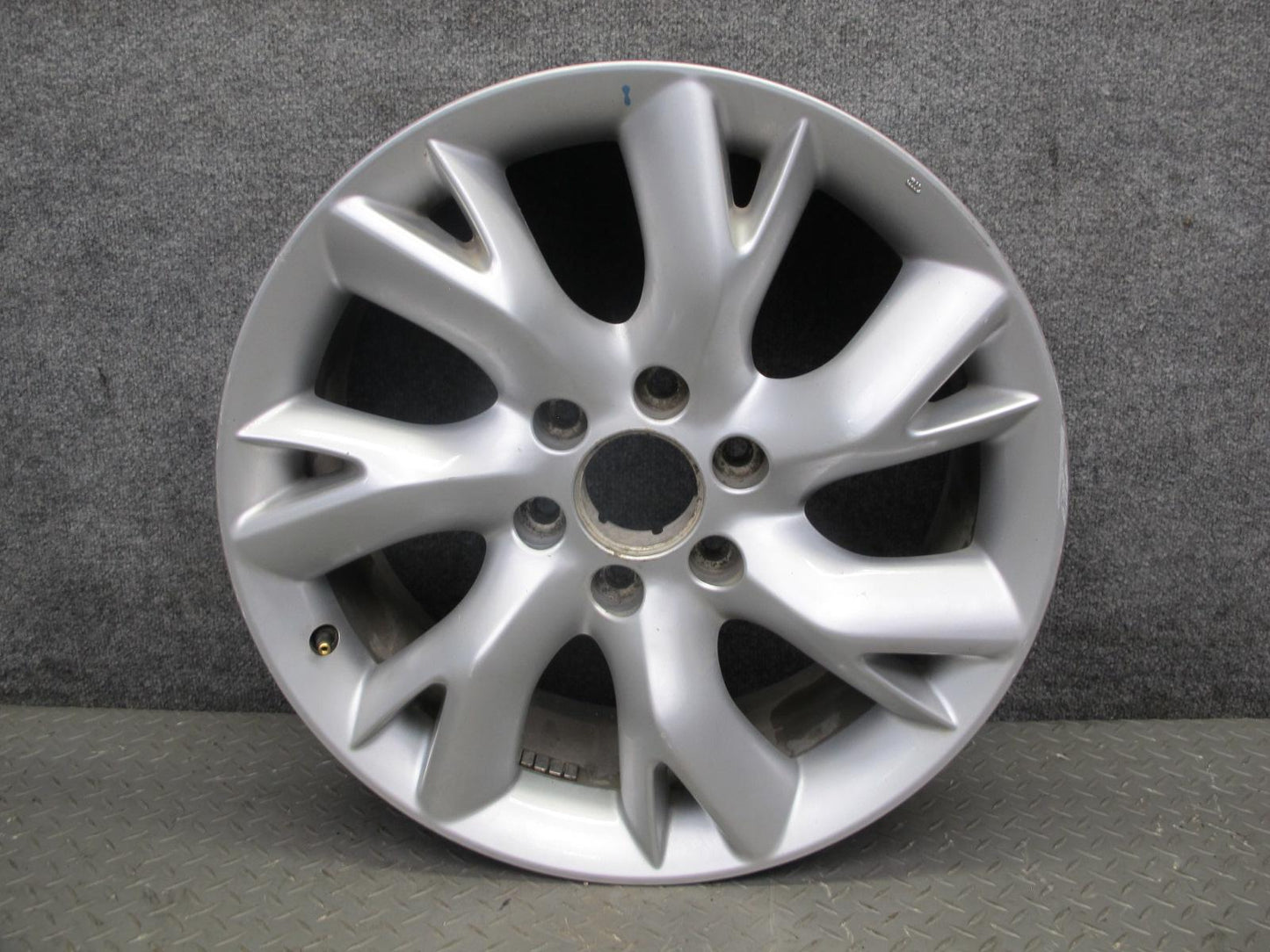 2011-2014 Infiniti QX56 QX80 Factory 20" R20 Alloy Wheel Rim 20x8J ET30