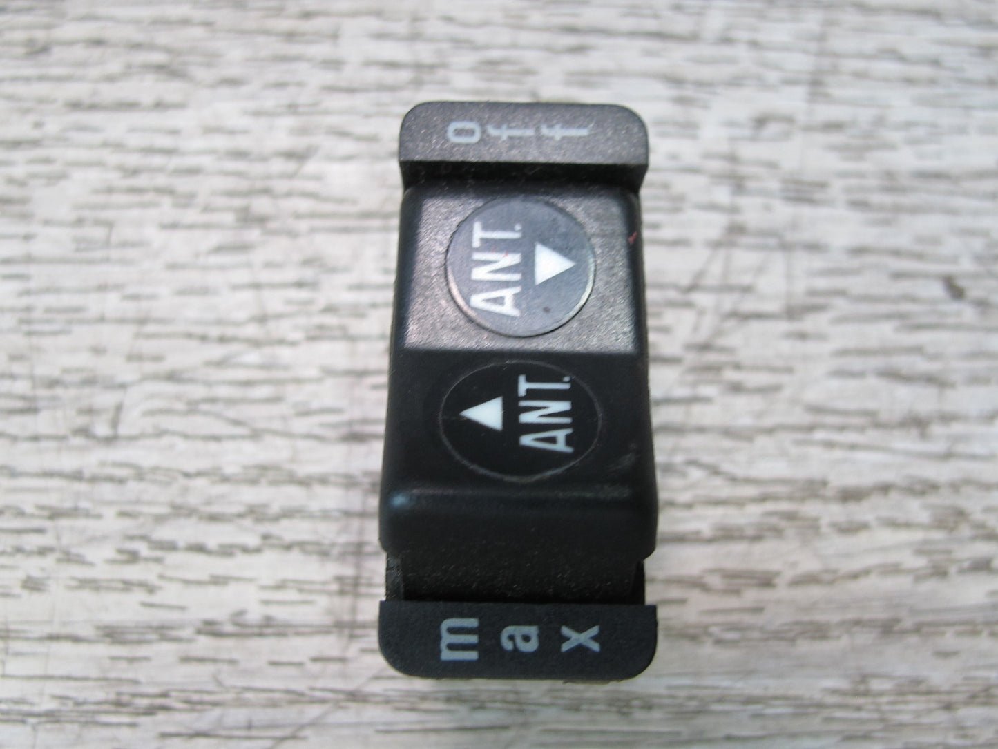 73-85 Mercedes R107 Radio Power Antenna Button Switch 0008206910 OEM