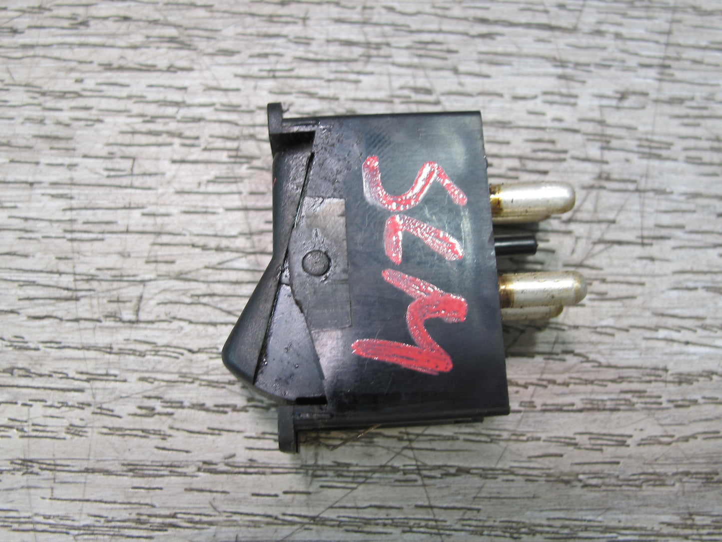 73-85 Mercedes R107 Radio Power Antenna Button Switch 0008206910 OEM