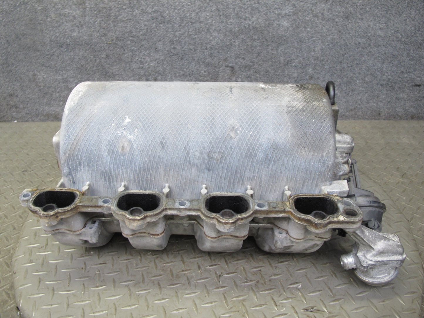 99-02 Mercedes R129 SL500 5.0L M113 Engine Motor Air Intake Manifold OEM