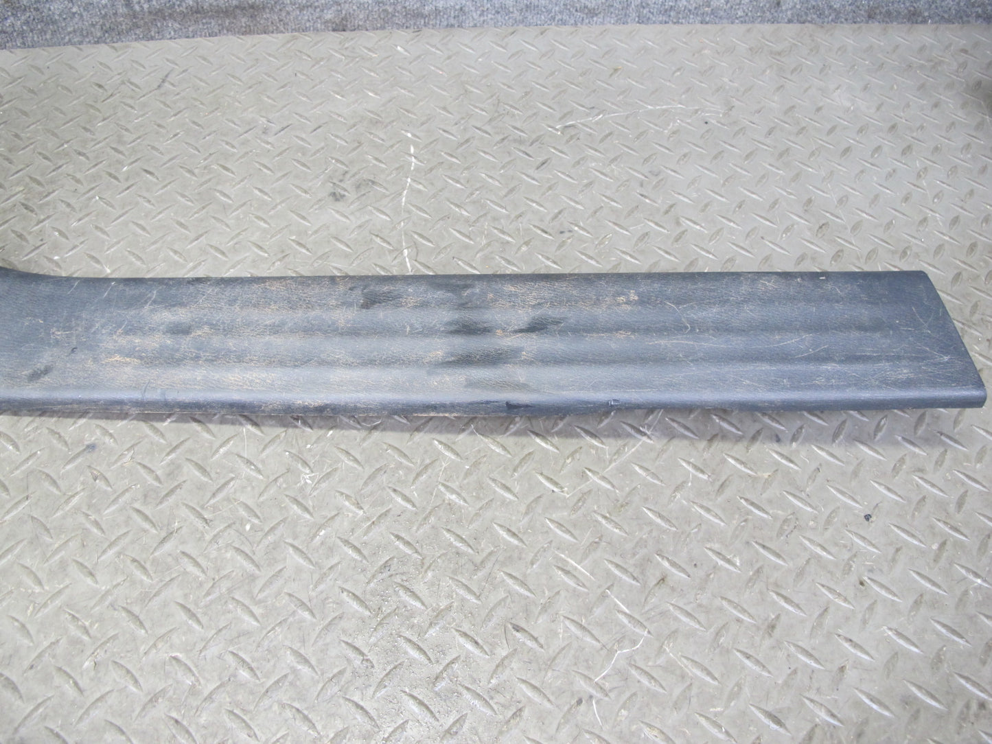 11-20 Infiniti QX56 QX80 Front Left Right Kick Sill Scuff Trim Cover Panel Set