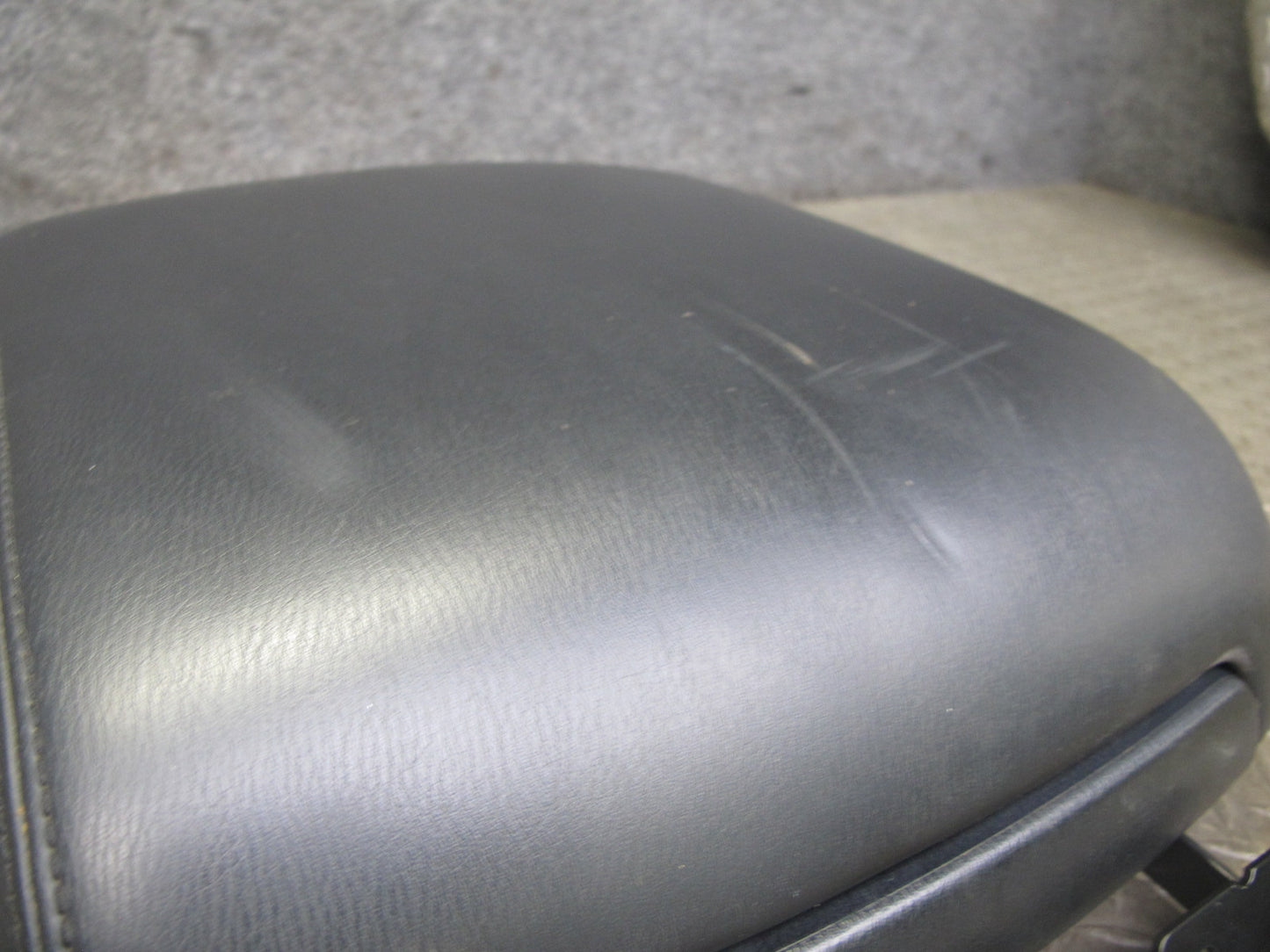 2011-2017 Infiniti QX56 QX80 Front Center Console Armrest Lid Leather Black