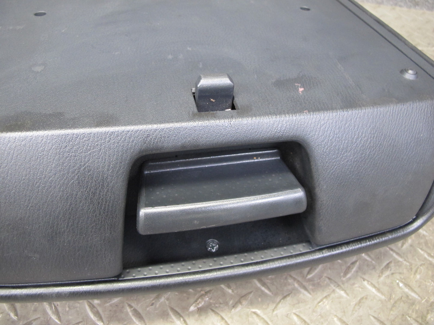 2011-2017 Infiniti QX56 QX80 Front Center Console Armrest Lid Leather Black