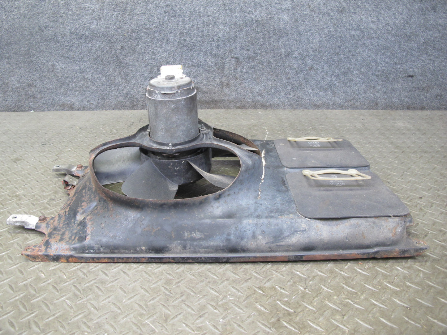85-88 Volkswagen VW Scirocco Electric Radiator Cooling Fan & Shroud OEM
