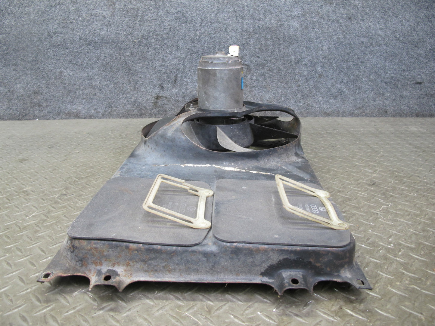 85-88 Volkswagen VW Scirocco Electric Radiator Cooling Fan & Shroud OEM