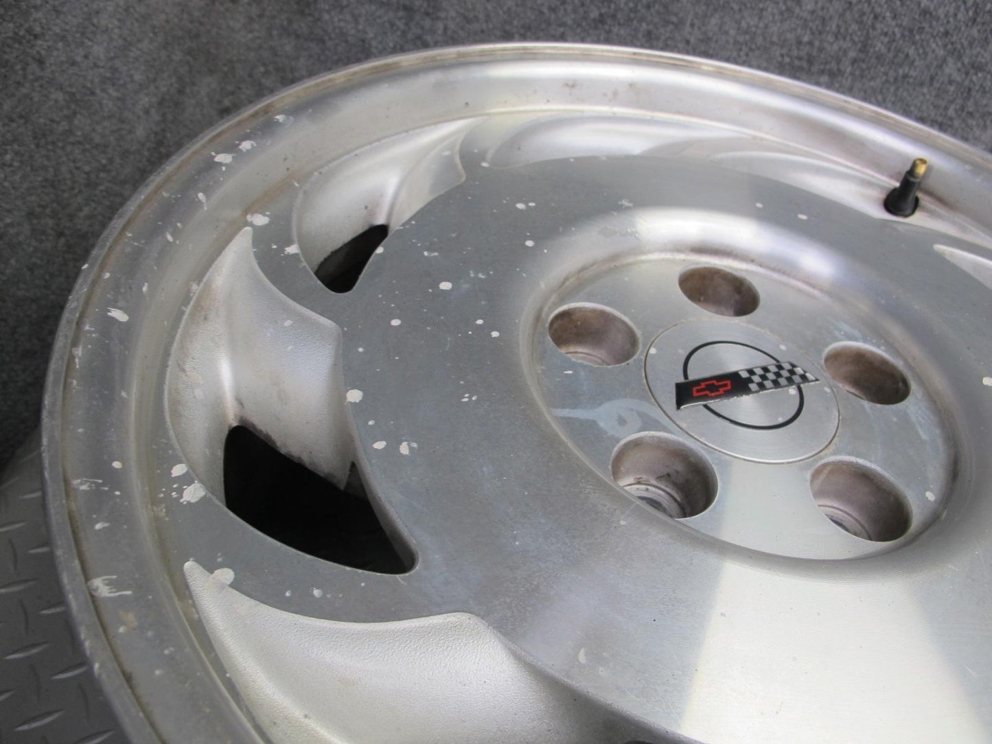 93-96 Chevrolet Corvette C4 Set of 4 17" R17 Wheel Rim 17x9.5J 17X8.5J ET56 OEM
