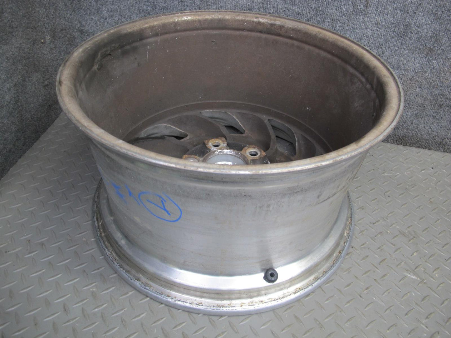 93-96 Chevrolet Corvette C4 Set of 4 17" R17 Wheel Rim 17x9.5J 17X8.5J ET56 OEM