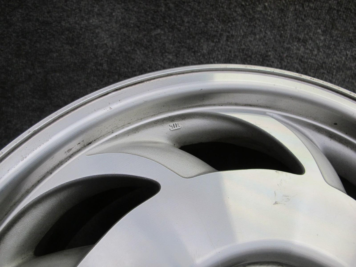 93-96 Chevrolet Corvette C4 Set of 4 17" R17 Wheel Rim 17x9.5J 17X8.5J ET56 OEM