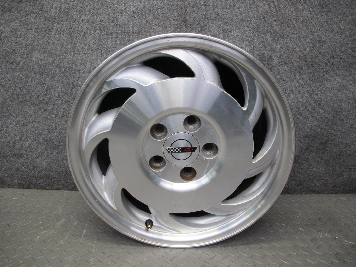 93-96 Chevrolet Corvette C4 Set of 4 17" R17 Wheel Rim 17x9.5J 17X8.5J ET56 OEM