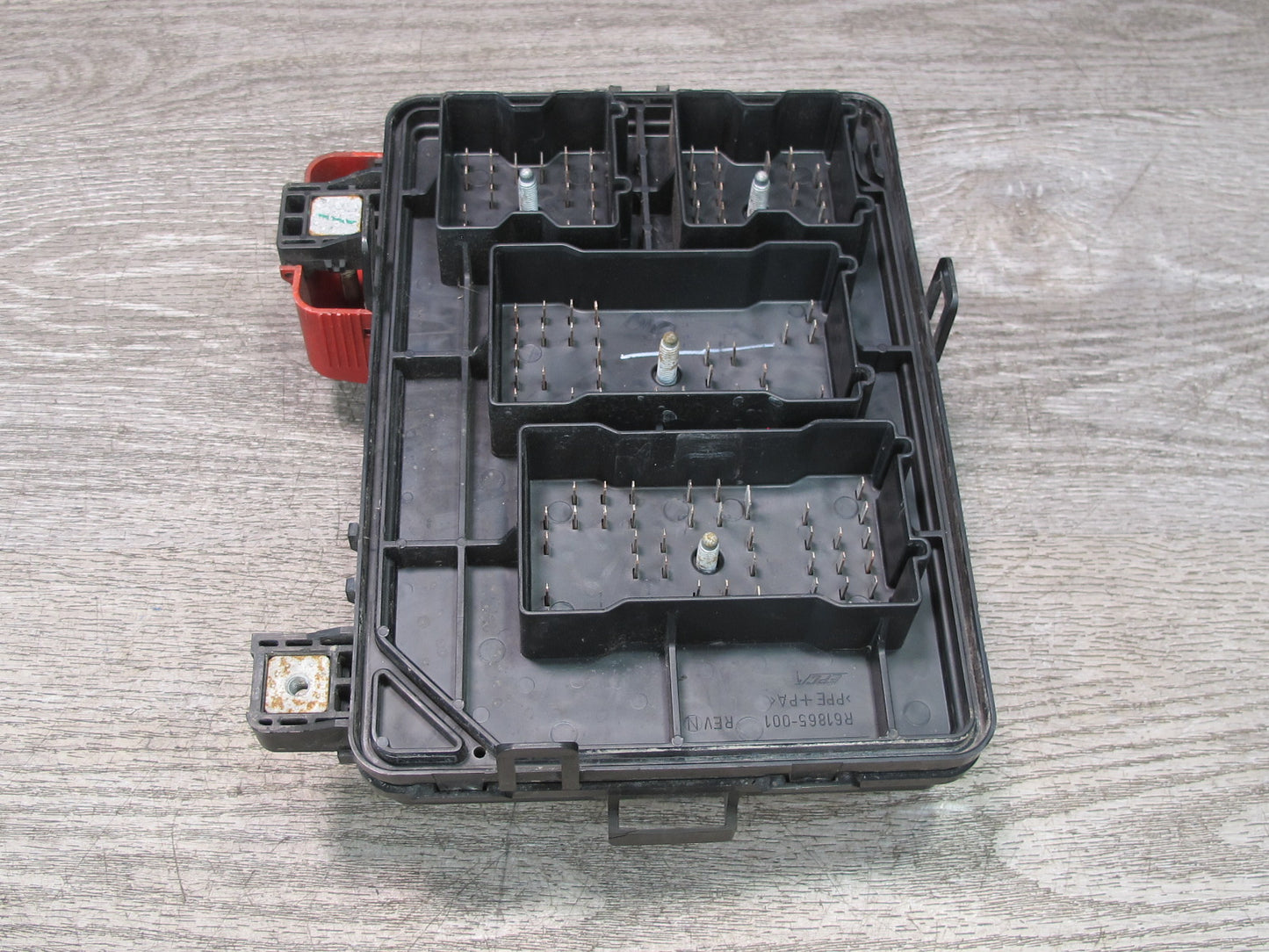 2009 Pontiac Solstice GXP Under Hood Fuse Relay Box Module 25924177 OEM