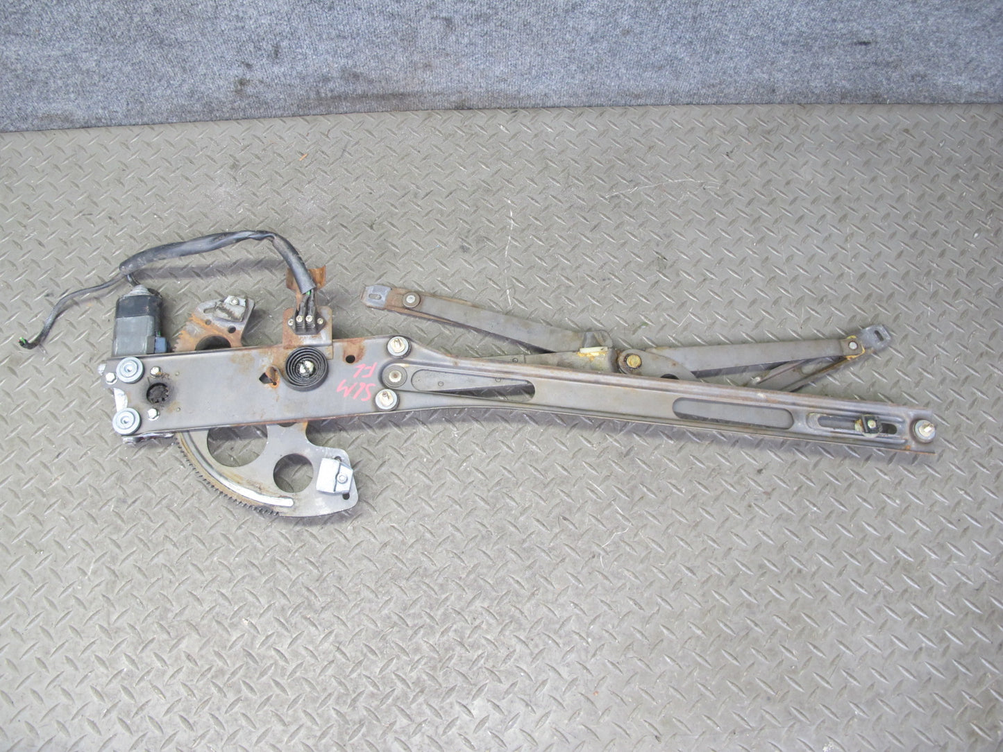 73-85 Mercedes R107 Sl-class Front Left Driver Door Window Regulator w Motor OEM