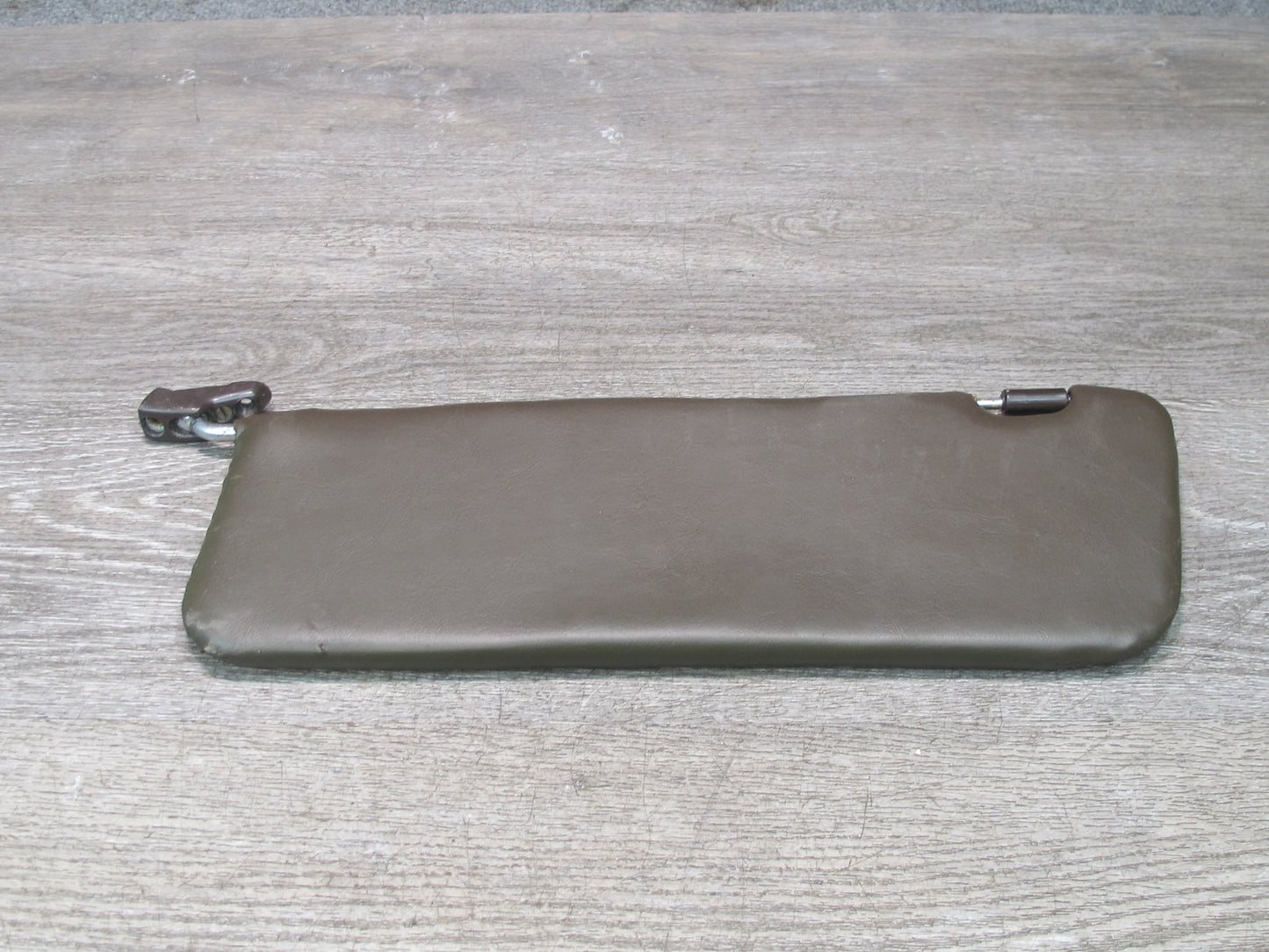 73-85 Mercedes R107 Sl-class Set of 2 Front Left & Right Sun Visor Brown OEM
