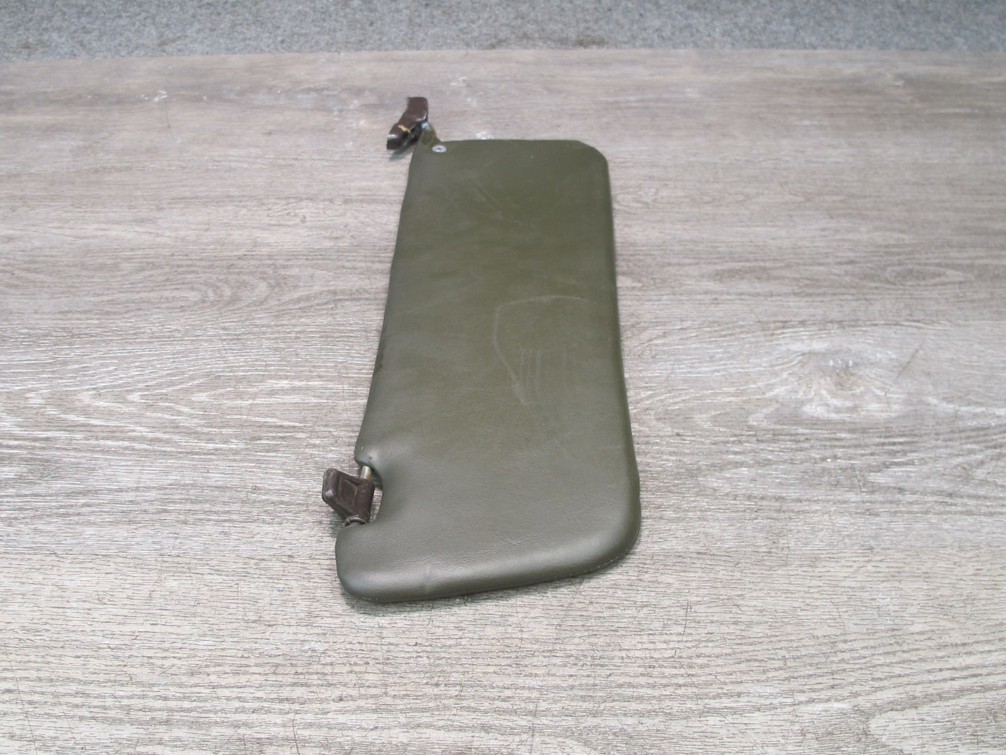 73-85 Mercedes R107 Sl-class Set of 2 Front Left & Right Sun Visor Brown OEM