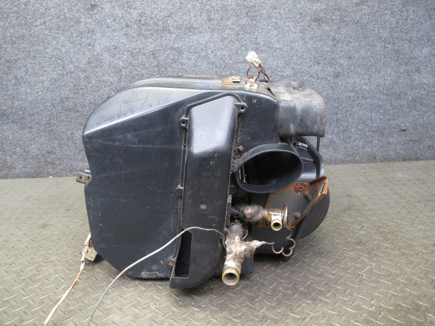 86-89 Volkswagen VW Scirocco Hvac A/C Heater Core Blower Box Assembly OEM
