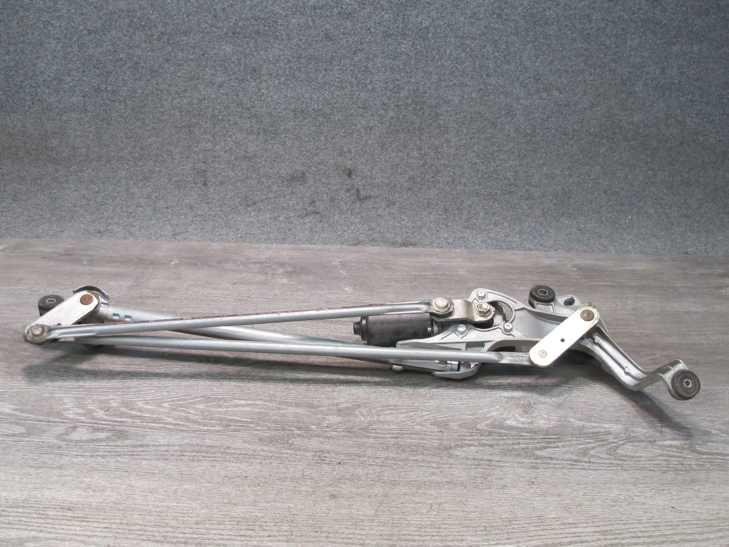 2011-2020 Infiniti QX56 QX80 Windshield Wiper Transmission Linkage W/ Motor