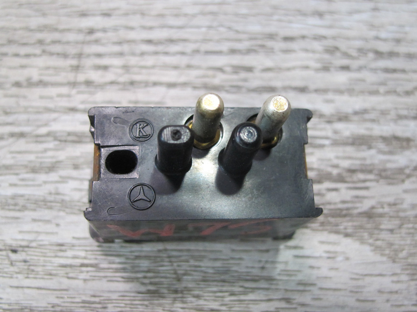 73-85 Mercedes R107 Interior Dome Light Button Switch 0008205810 OEM