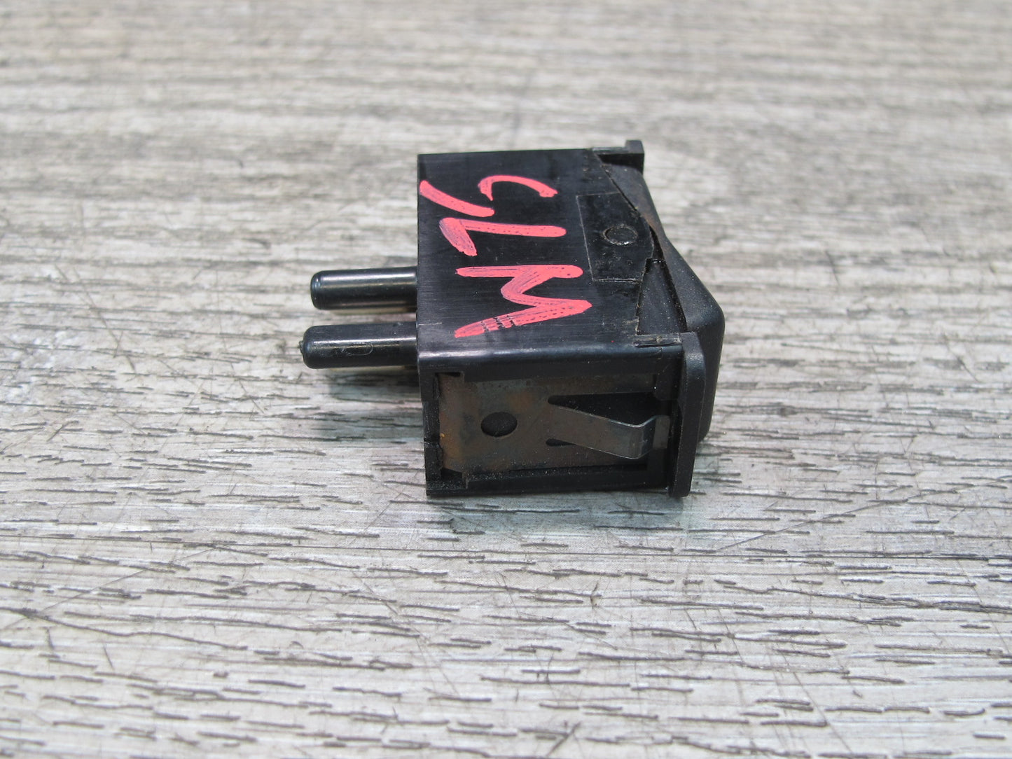 73-85 Mercedes R107 Interior Dome Light Button Switch 0008205810 OEM