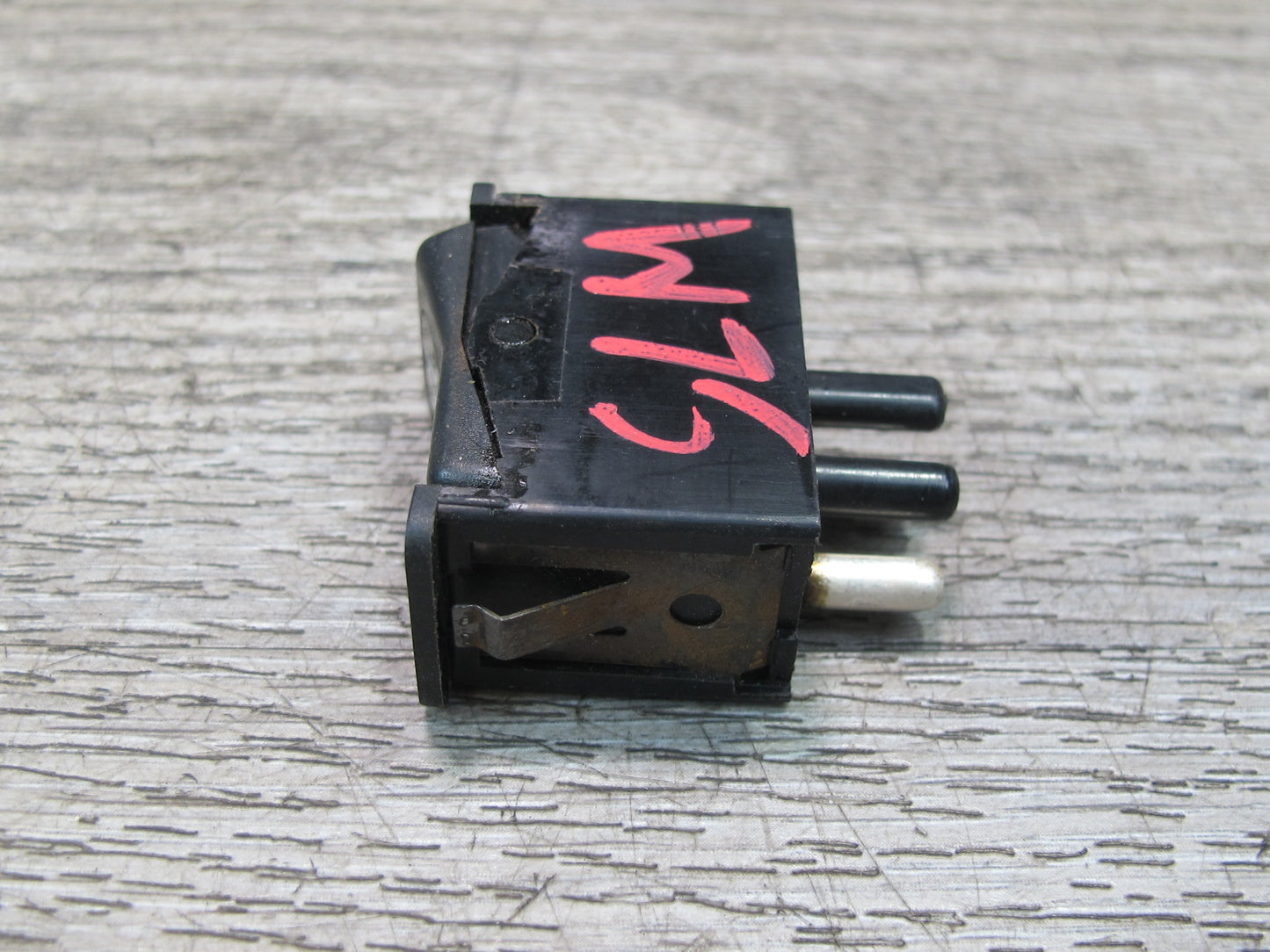 73-85 Mercedes R107 Interior Dome Light Button Switch 0008205810 OEM