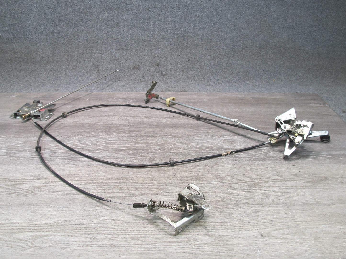 73-85 Mercedes R107 Convertible TOP Roof Lock Latch Actuator Cable Set OEM