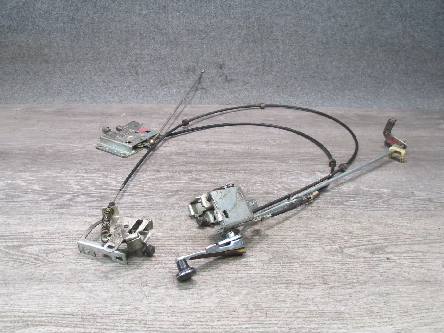 73-85 Mercedes R107 Convertible TOP Roof Lock Latch Actuator Cable Set OEM