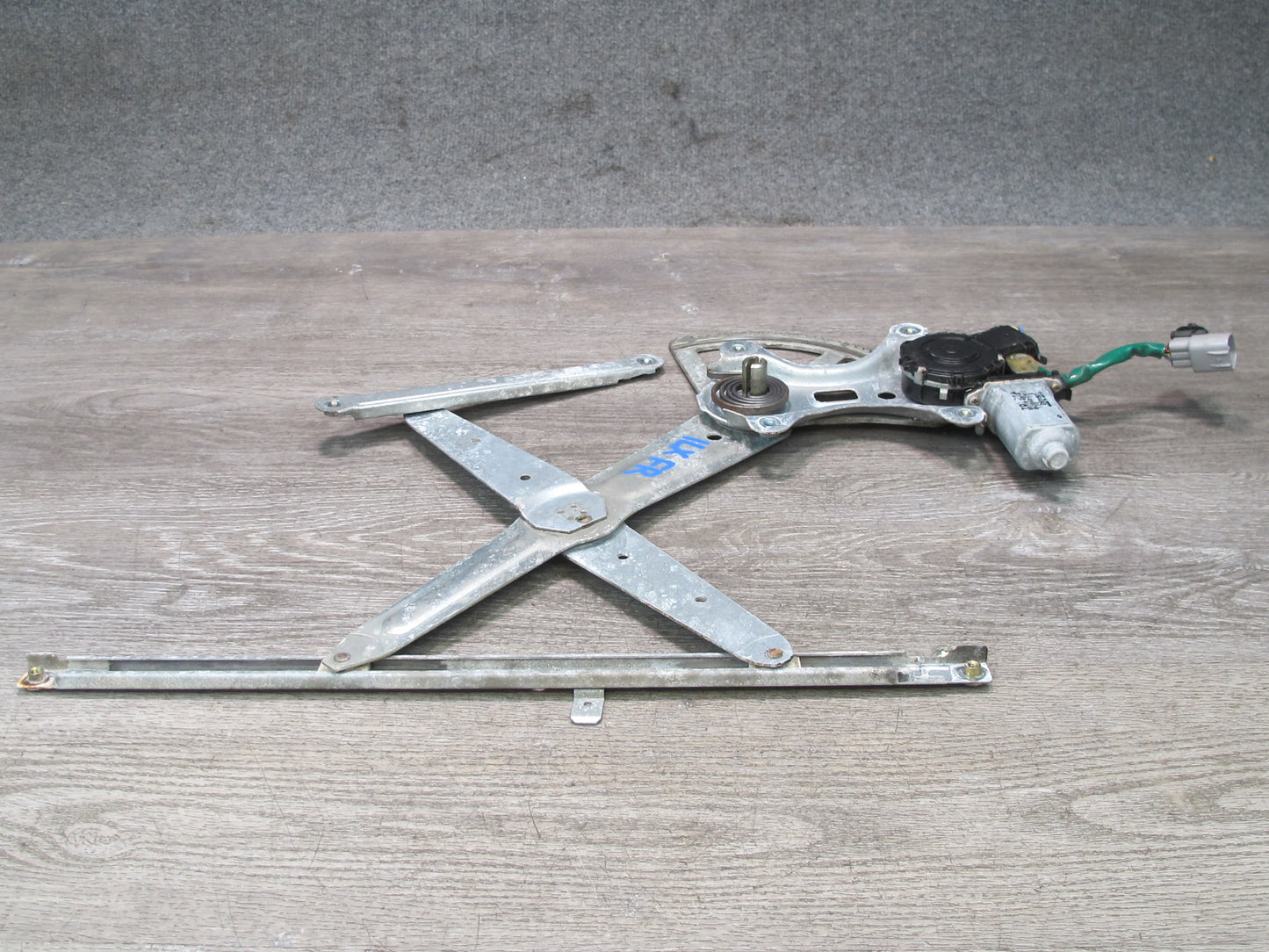 1998-2007 Lexus J100 LX470 Front Right Passenger Side Window Regulator W/ Motor