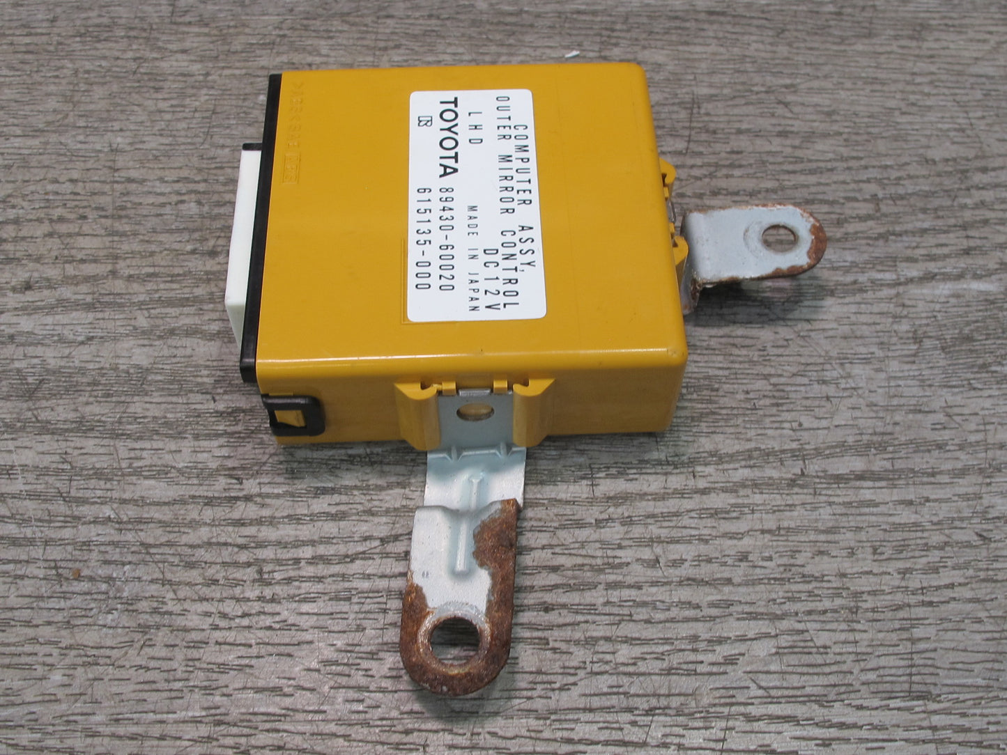 1998-2002 Lexus J100 LX470 Outer Mirror Memory Control Module 89430-60040