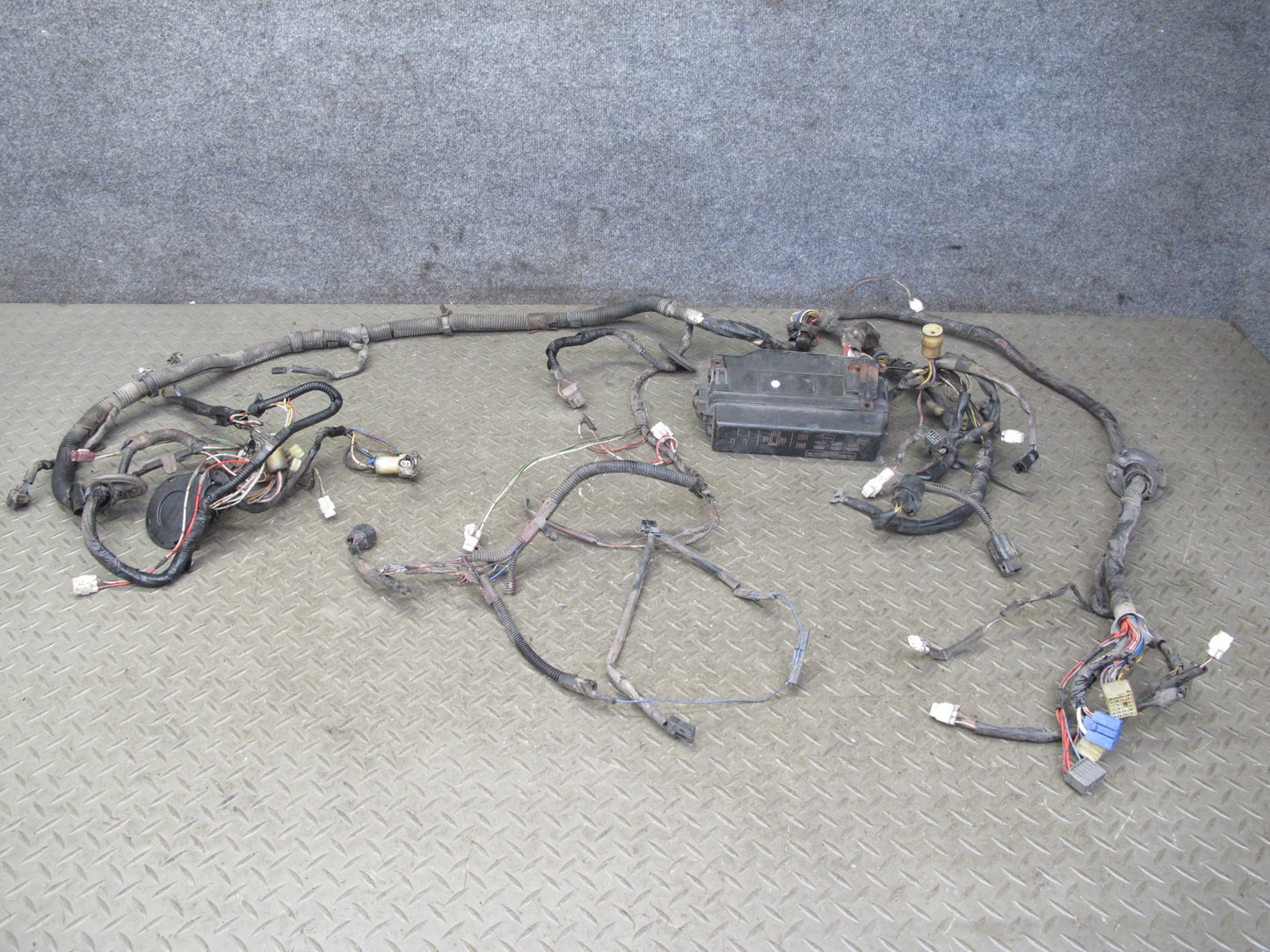 89-90 Toyota Supra MK3 7MGE Engine Bay Wire Wiring Harness w Fuse Relay Box OEM