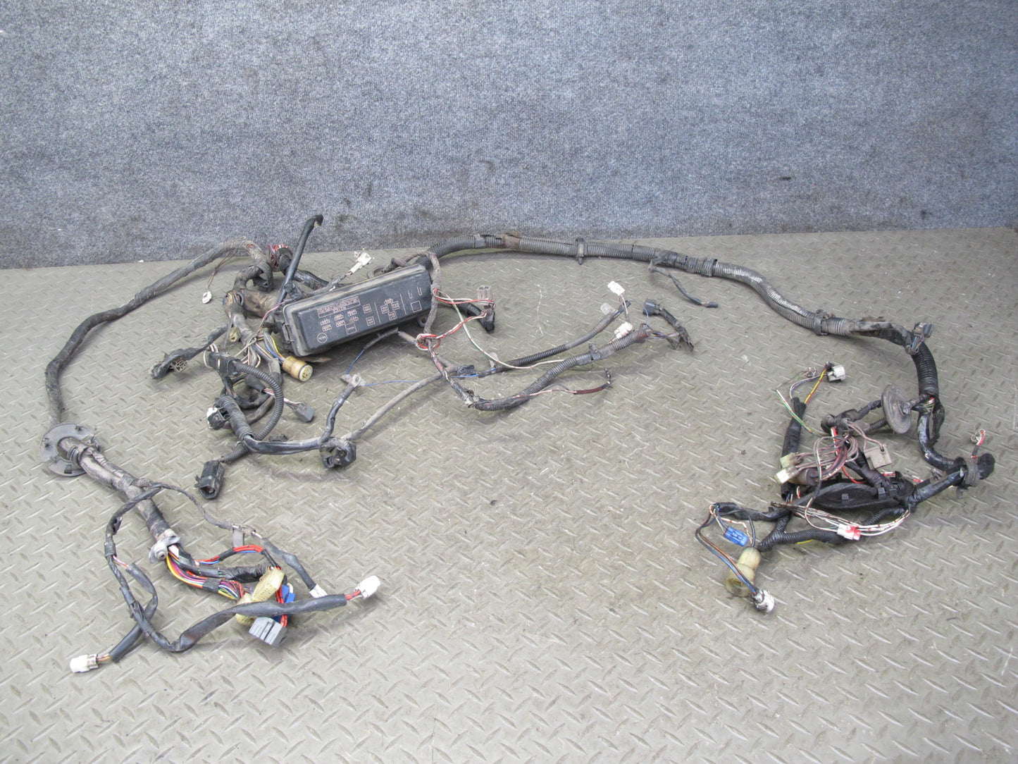 89-90 Toyota Supra MK3 7MGE Engine Bay Wire Wiring Harness w Fuse Relay Box OEM