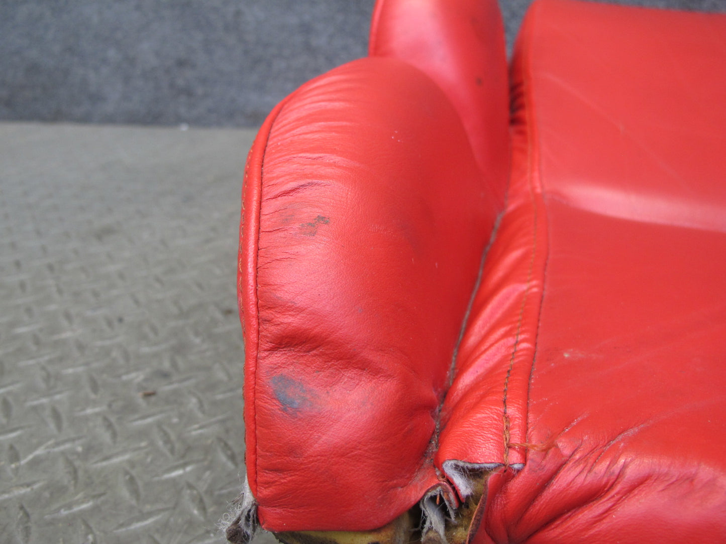 92-93 Chevrolet Corvette C4 Right Leather Seat Lower Cushion Torch RED OEM