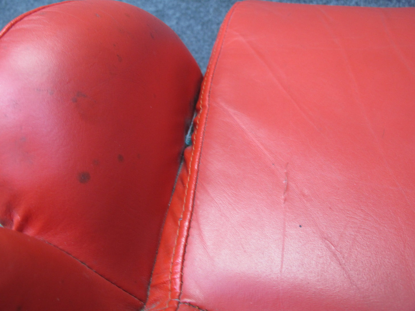 92-93 Chevrolet Corvette C4 Right Leather Seat Lower Cushion Torch RED OEM