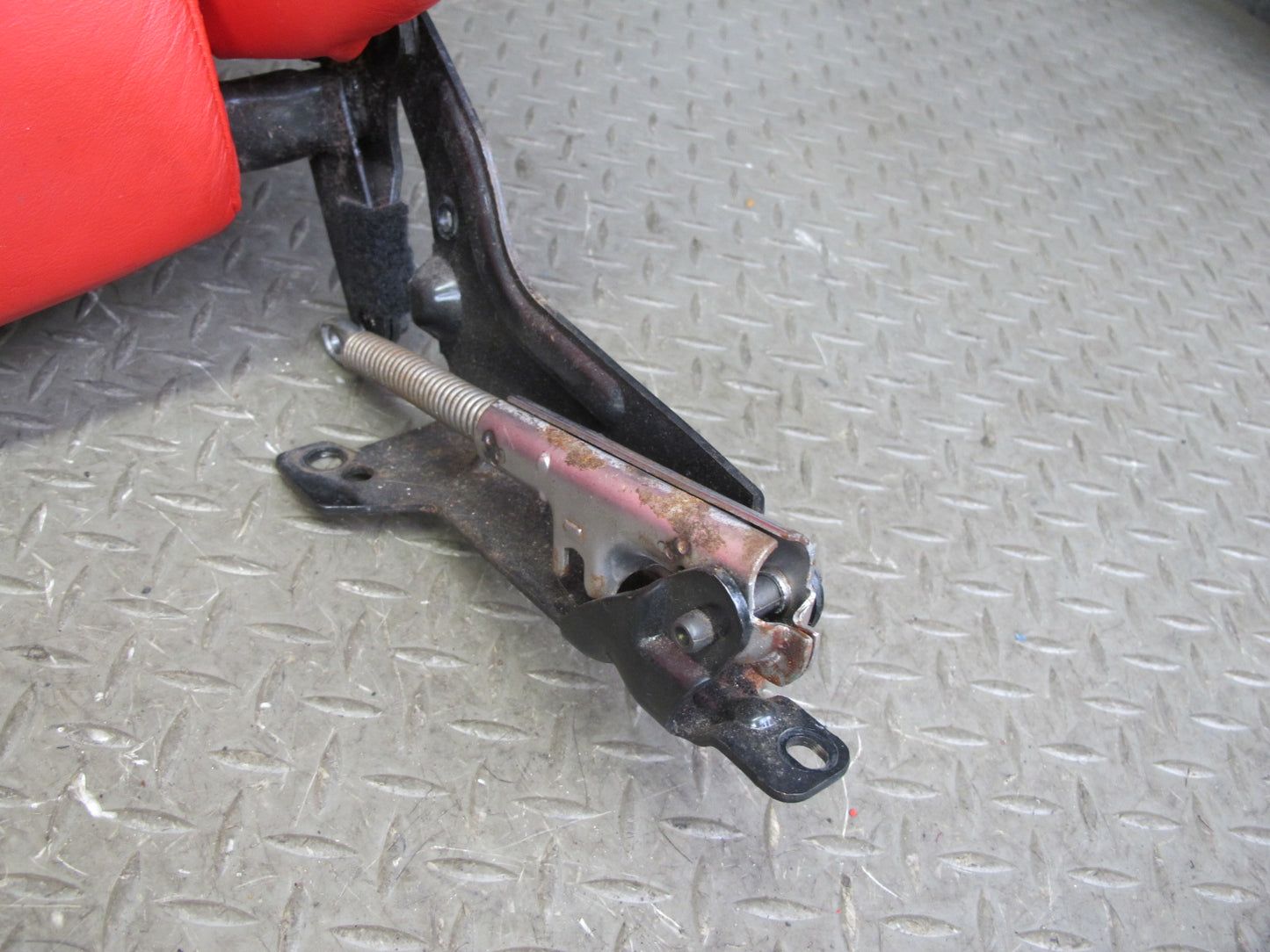 1993 Chevrolet Corvette C4 40TH Right Leather Seat Upper Cushion Torch RED OEM