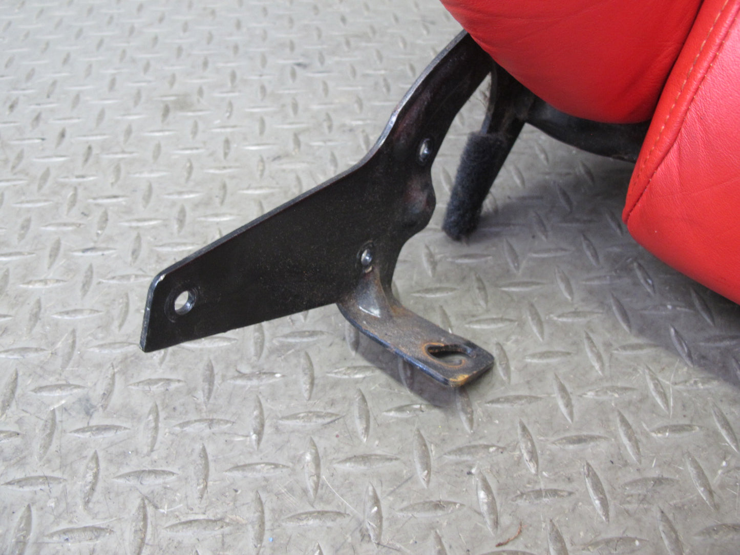 1993 Chevrolet Corvette C4 40TH Right Leather Seat Upper Cushion Torch RED OEM