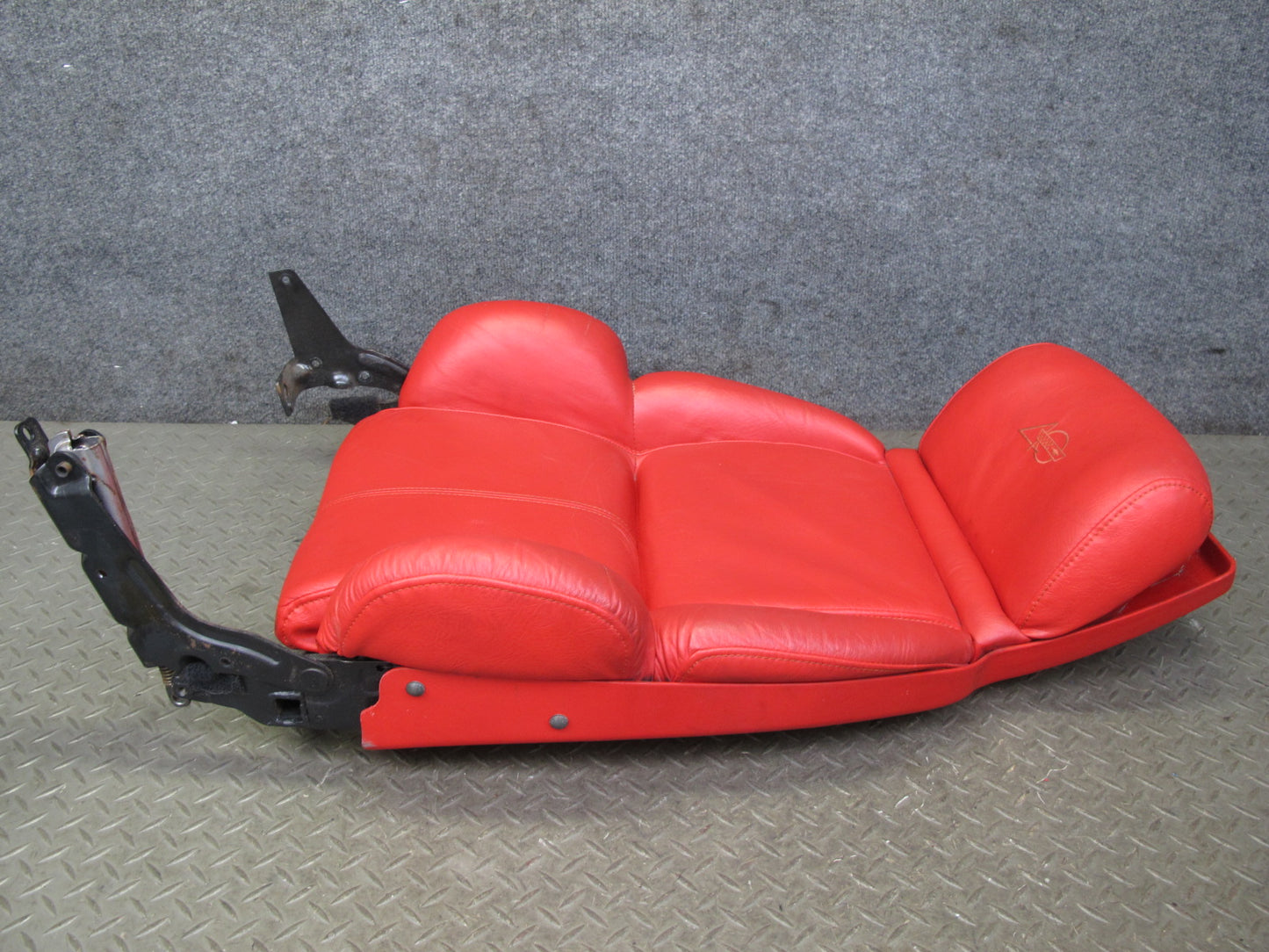 1993 Chevrolet Corvette C4 40TH Right Leather Seat Upper Cushion Torch RED OEM