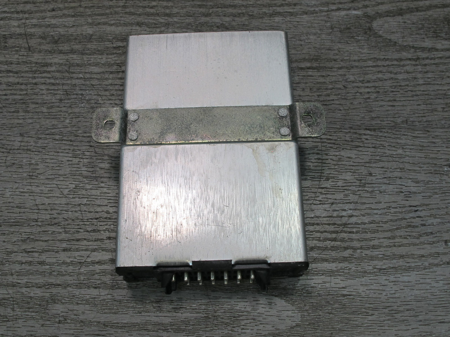 73-85 Mercedes R107 Cruise Control Module Unit 0015457632 OEM