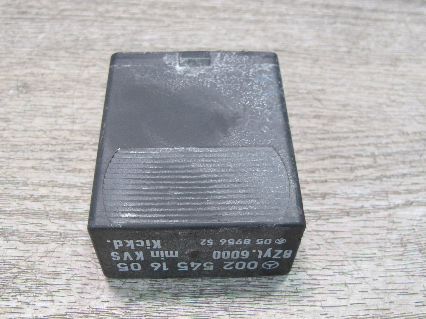 73-89 Mercedes R107 Fuel Pump Relay Module Unit 0025451605 OEM