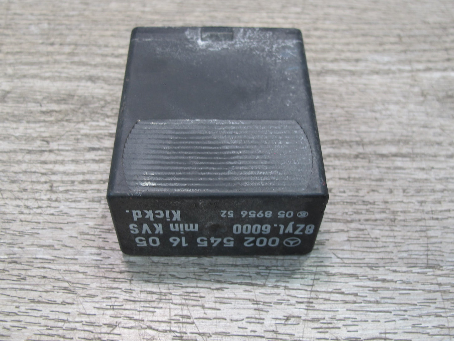 73-89 Mercedes R107 Fuel Pump Relay Module Unit 0025451605 OEM