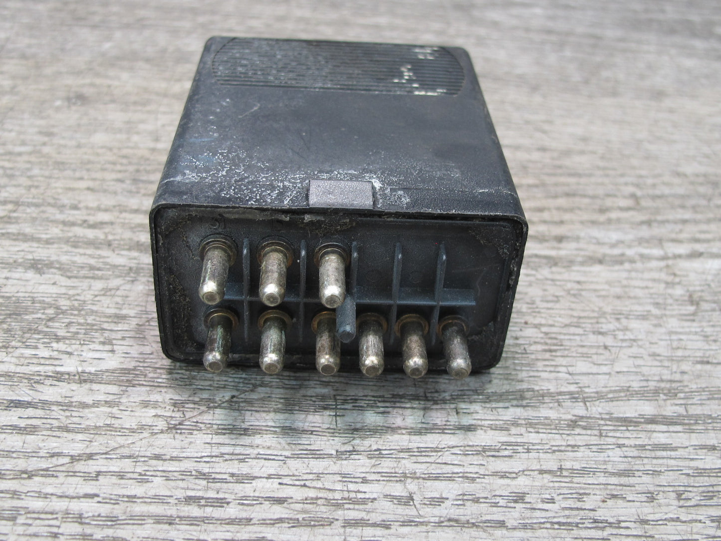 73-89 Mercedes R107 Fuel Pump Relay Module Unit 0025451605 OEM