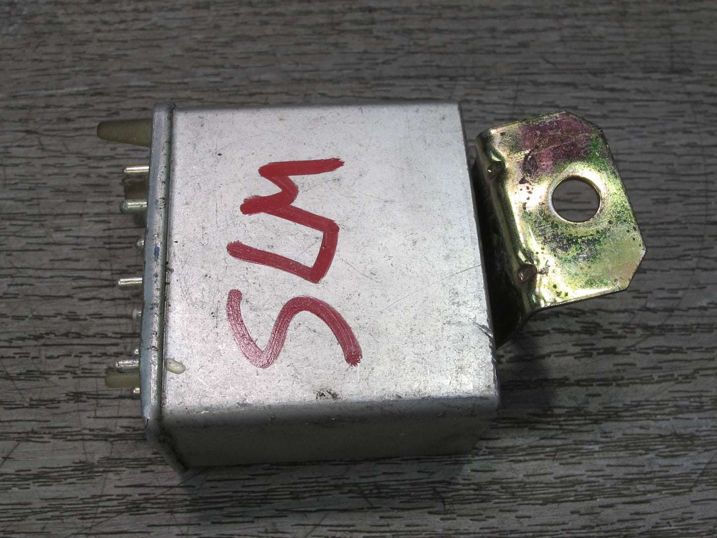 73-89 Mercedes R107 Seat Belt Warning Relay Module Unit 0015455232 OEM
