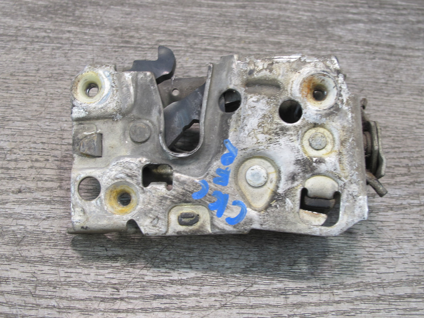 88-91 Chevrolet Corvette C4 Right Passenger Door Lock Latch OEM