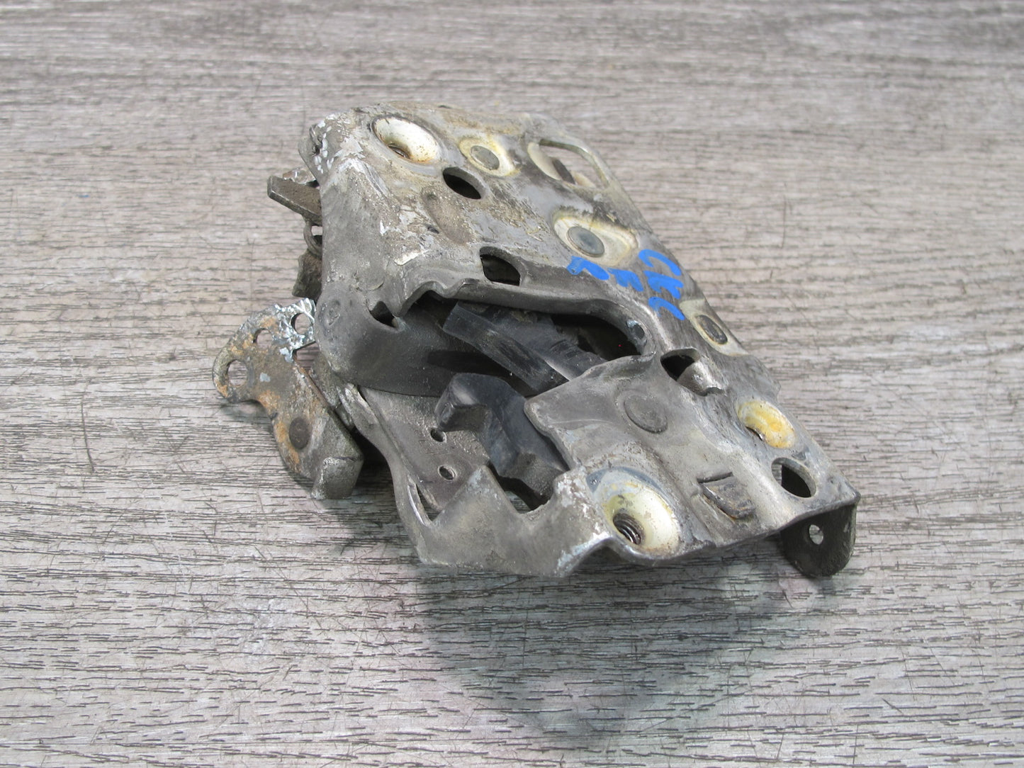 88-91 Chevrolet Corvette C4 Right Passenger Door Lock Latch OEM