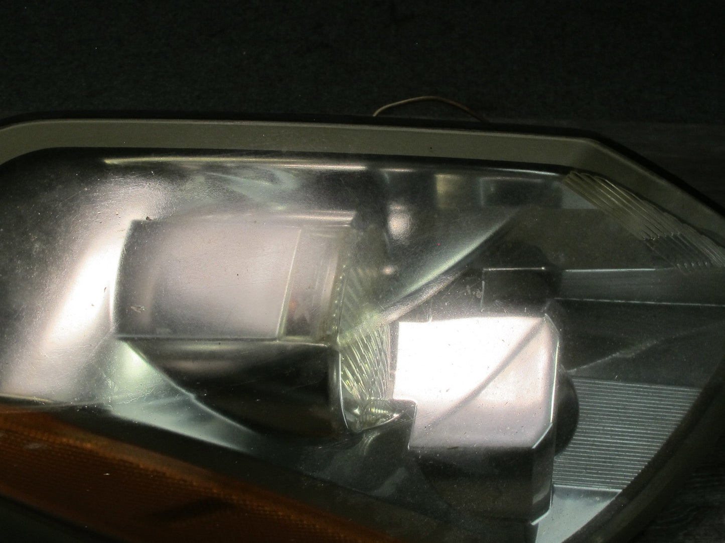 2006-2009 Cadillac XLR Front Right Passenger Side Xenon Headlight Lamp