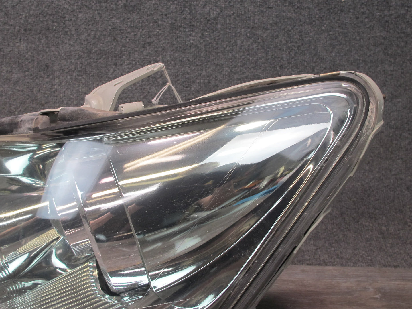 04-06 Lexus UCF30L LS430 Front Left Xenon HID Headlight Lamp OEM