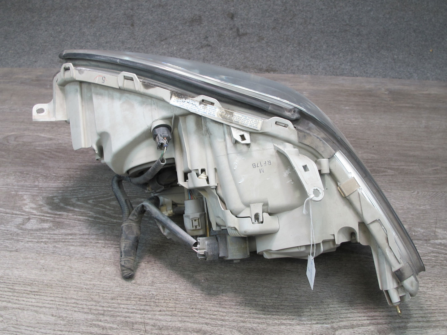 04-06 Lexus UCF30L LS430 Front Right Xenon HID Headlight Lamp OEM