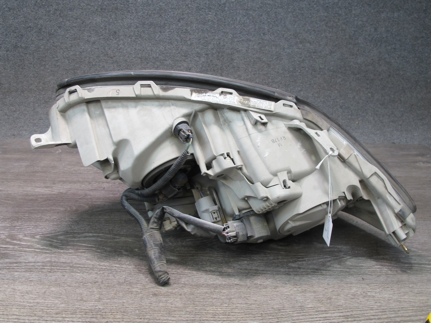 04-06 Lexus UCF30L LS430 Front Right Xenon HID Headlight Lamp OEM