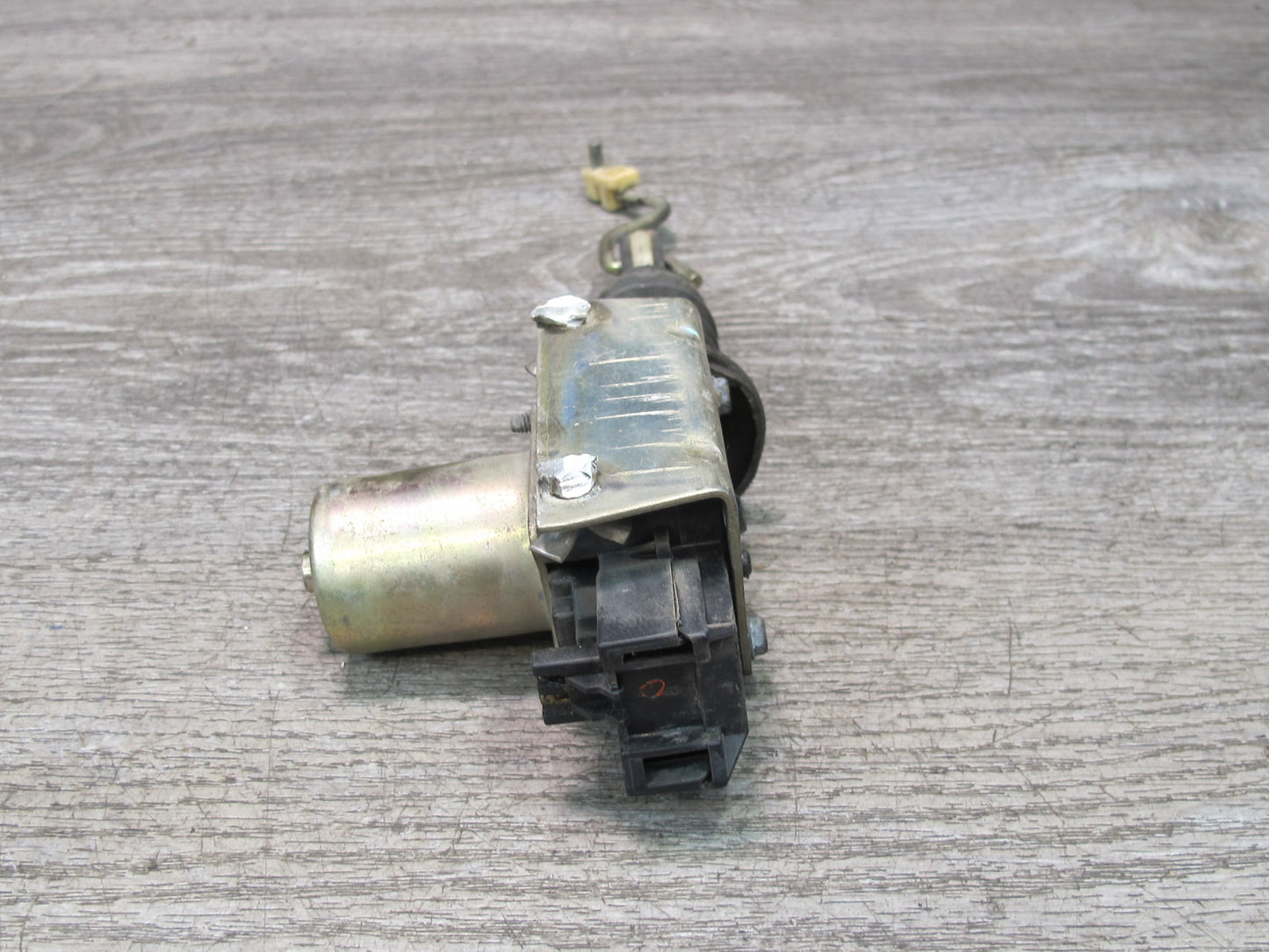 84-93 Chevrolet Corvette C4 Right Passenger Door Central Lock Actuator Motor OEM