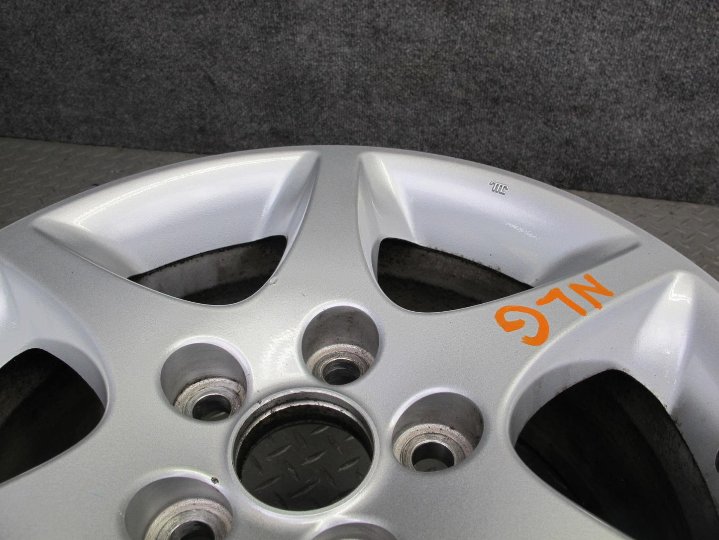 01-05 Lexus JZS160L GS430 GS300 Factory R16 16" Wheel Rim 16x7.5J ET50 OEM