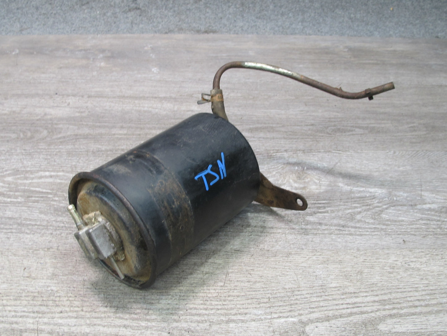 86-92 Toyota Supra MK3 MA70L Fuel Evap Vapor Charcoal Canister 77740-14410 OEM