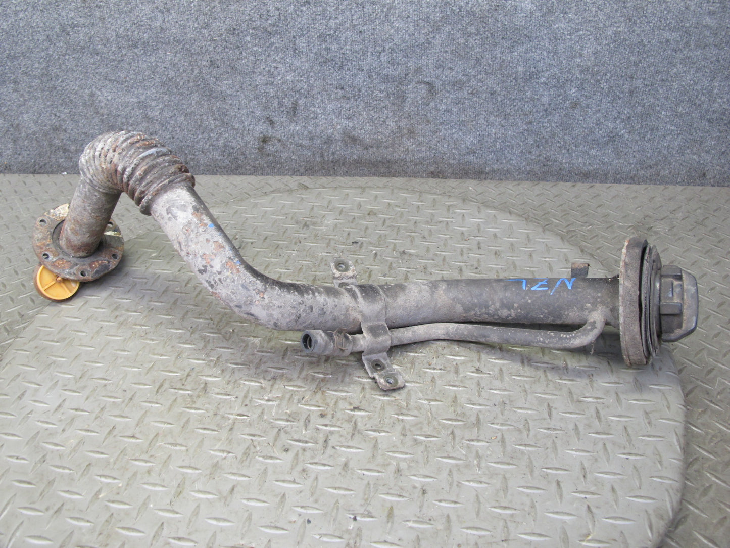 90-96 Nissan Z32 300ZX 2+0 Fuel Tank Filler Neck Pipe w Cap OEM