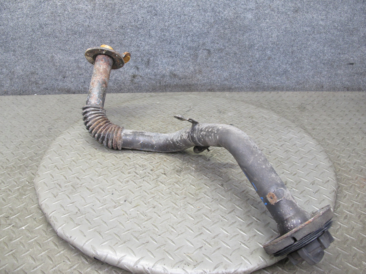 90-96 Nissan Z32 300ZX 2+0 Fuel Tank Filler Neck Pipe w Cap OEM
