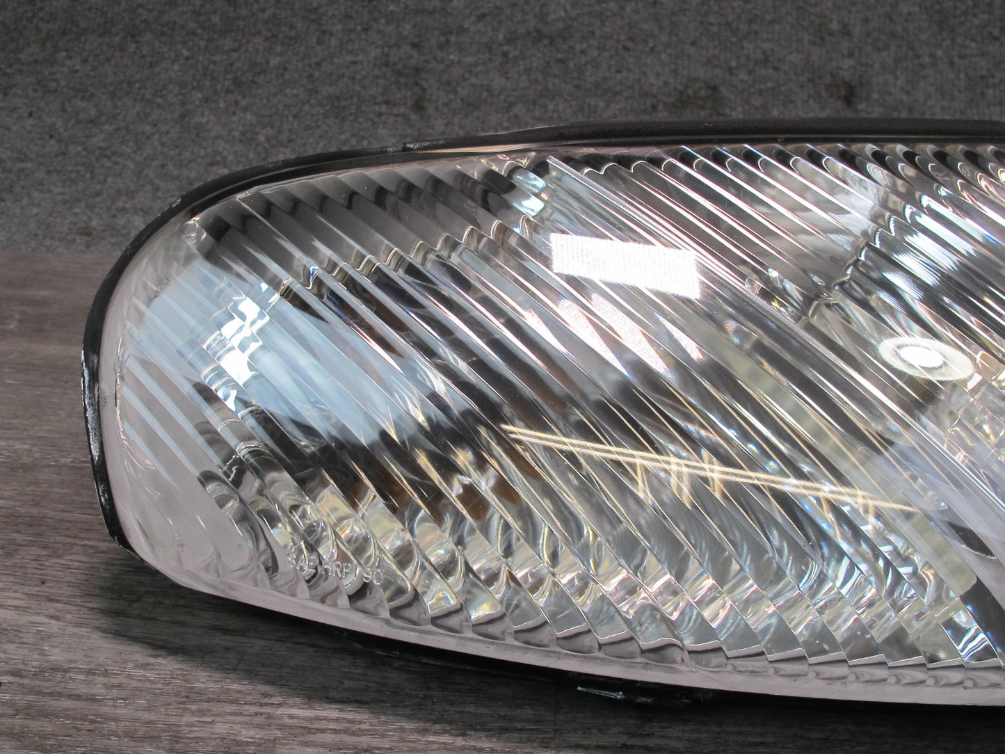 97-98 Lexus UZZ30L SC300 SC400 Front Right Outer Halogen Headlight Lamp OEM